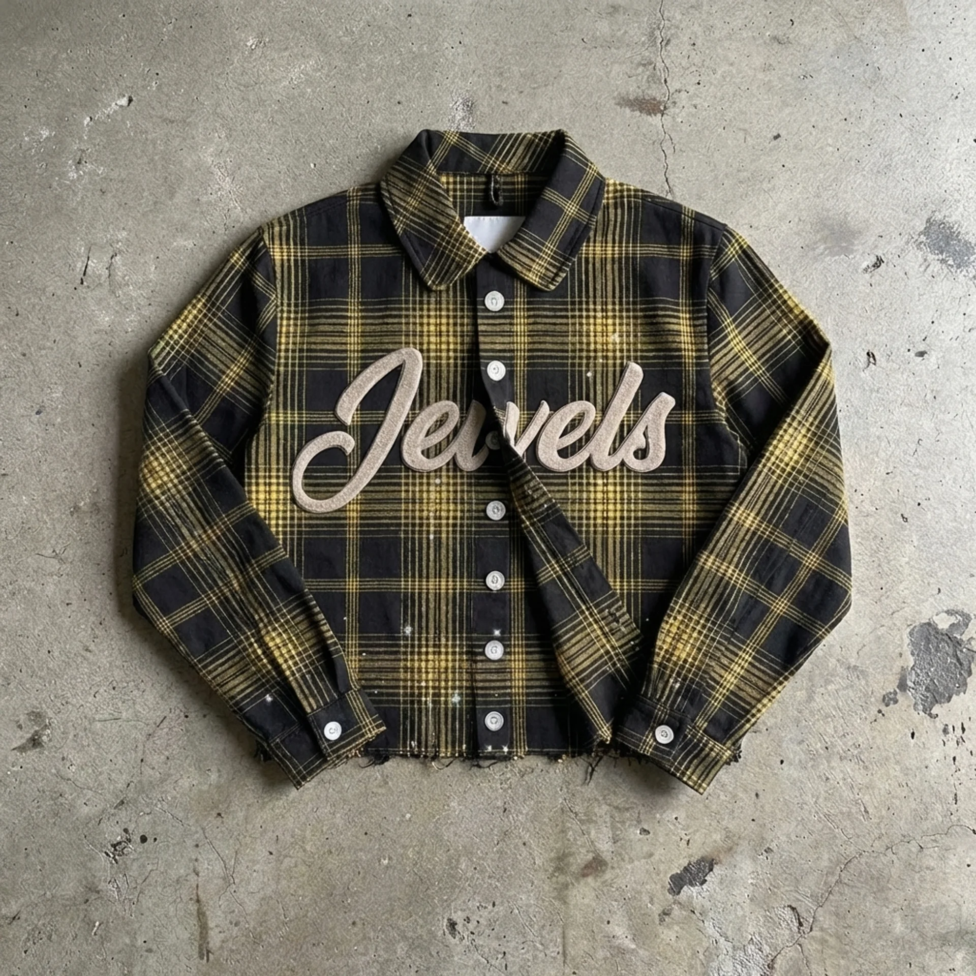Plaid Script – Cropped Flannel Jacket